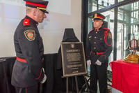 Hommage aux pompiers décédés en devoir