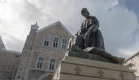 RHSJ, monument de Jeanne Mance